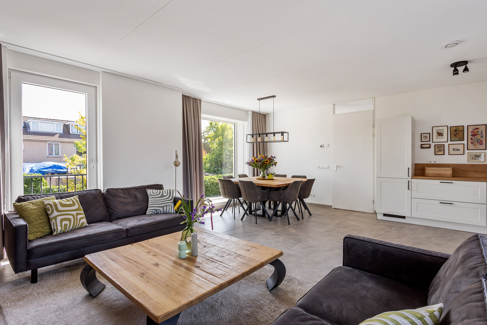 Tussenwoning te koop: Deurningerstraat 72, Enschede