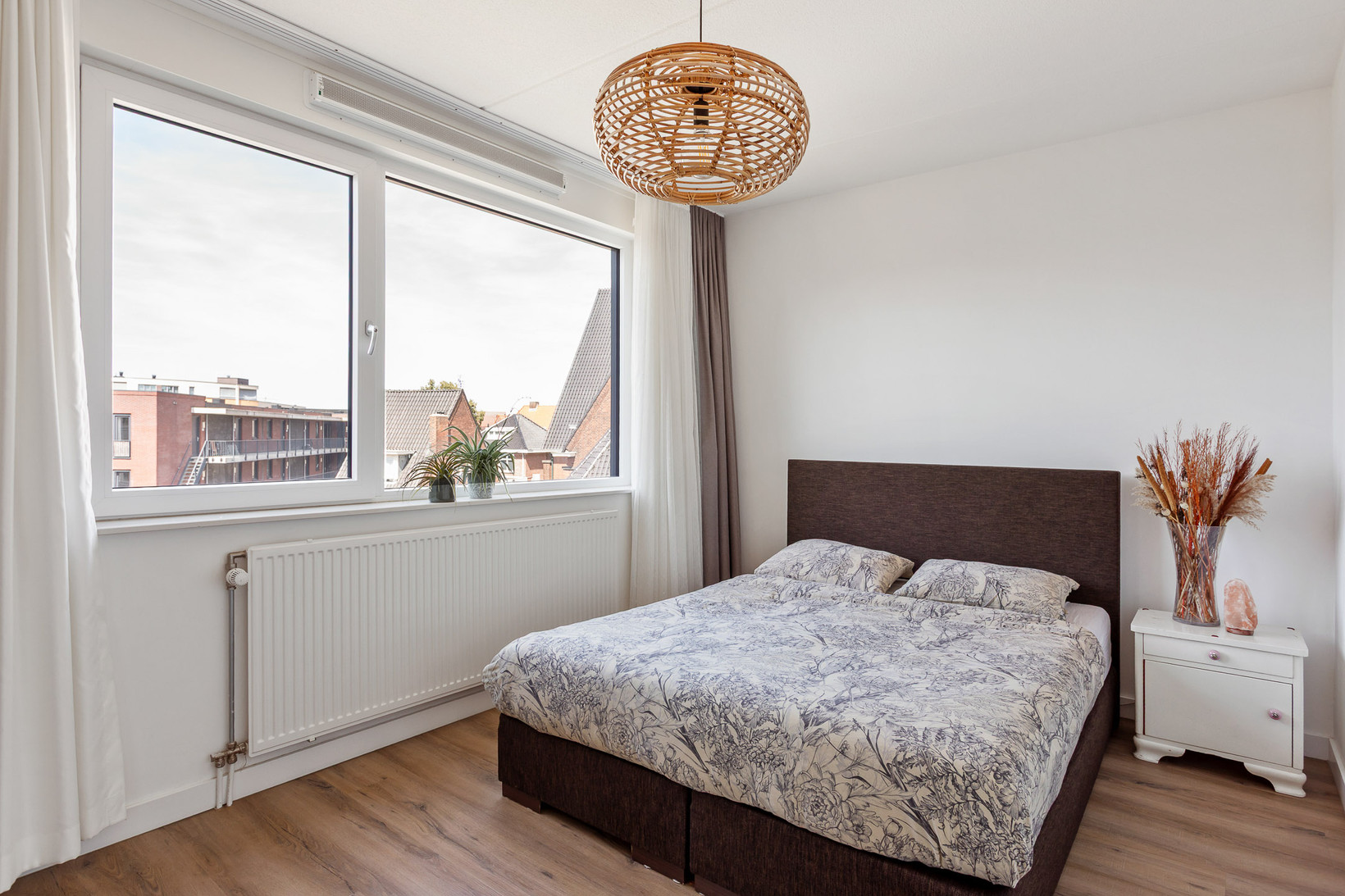 Tussenwoning te koop: Deurningerstraat 72, Enschede