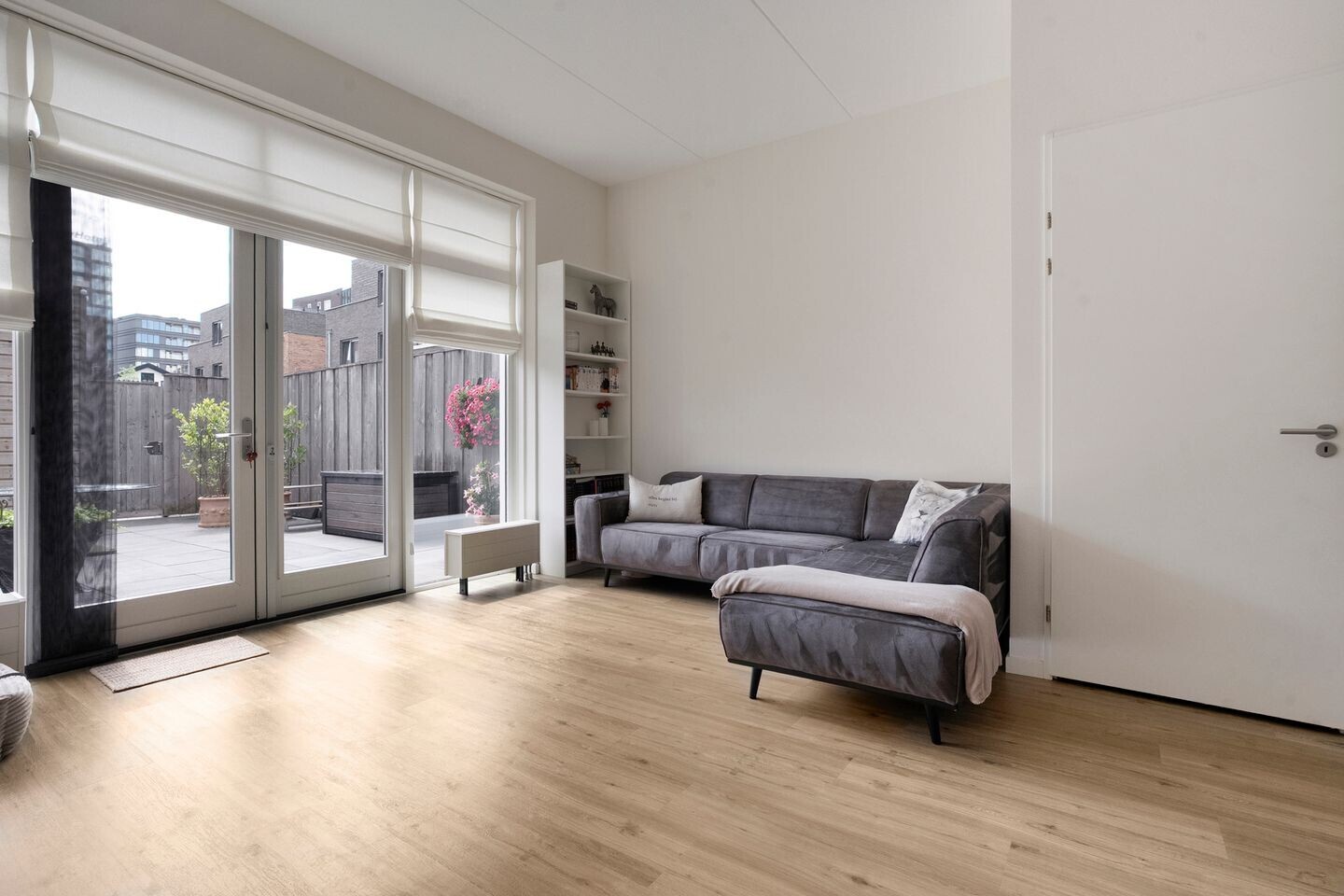 Tussenwoning te koop: Niermansgang 18, Enschede