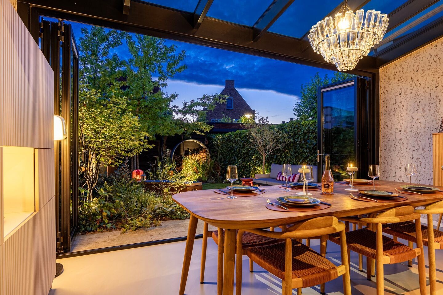 Tussenwoning te koop: Boddenkamplaan 71, Enschede