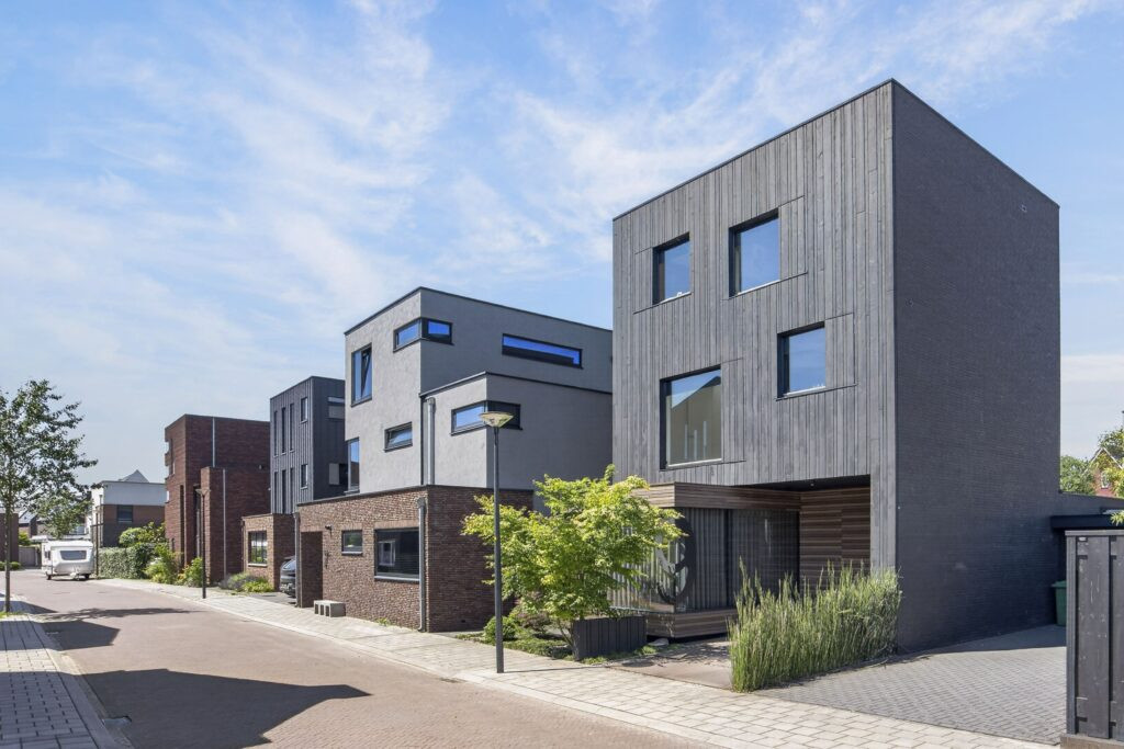 Vrijstaande woning te koop: Schaddenspoor 9, Enschede