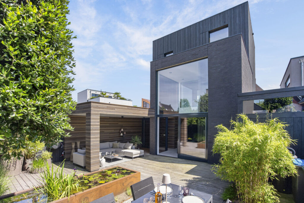 Vrijstaande woning te koop: Schaddenspoor 9, Enschede