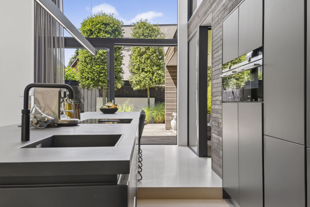 Vrijstaande woning te koop: Schaddenspoor 9, Enschede