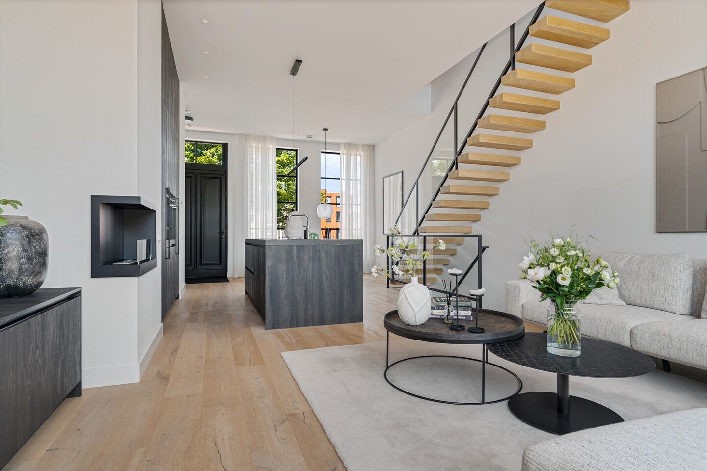 Tussenwoning te koop: De Coöperatie 32, Enschede