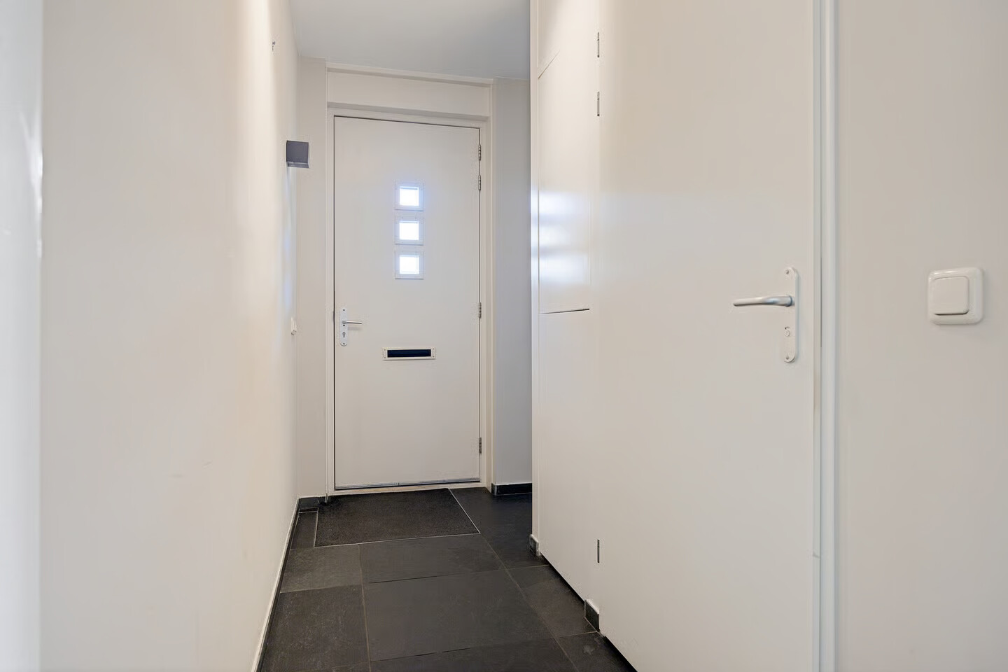 Hoekwoning te koop: Anjelierstraat 14, Enschede