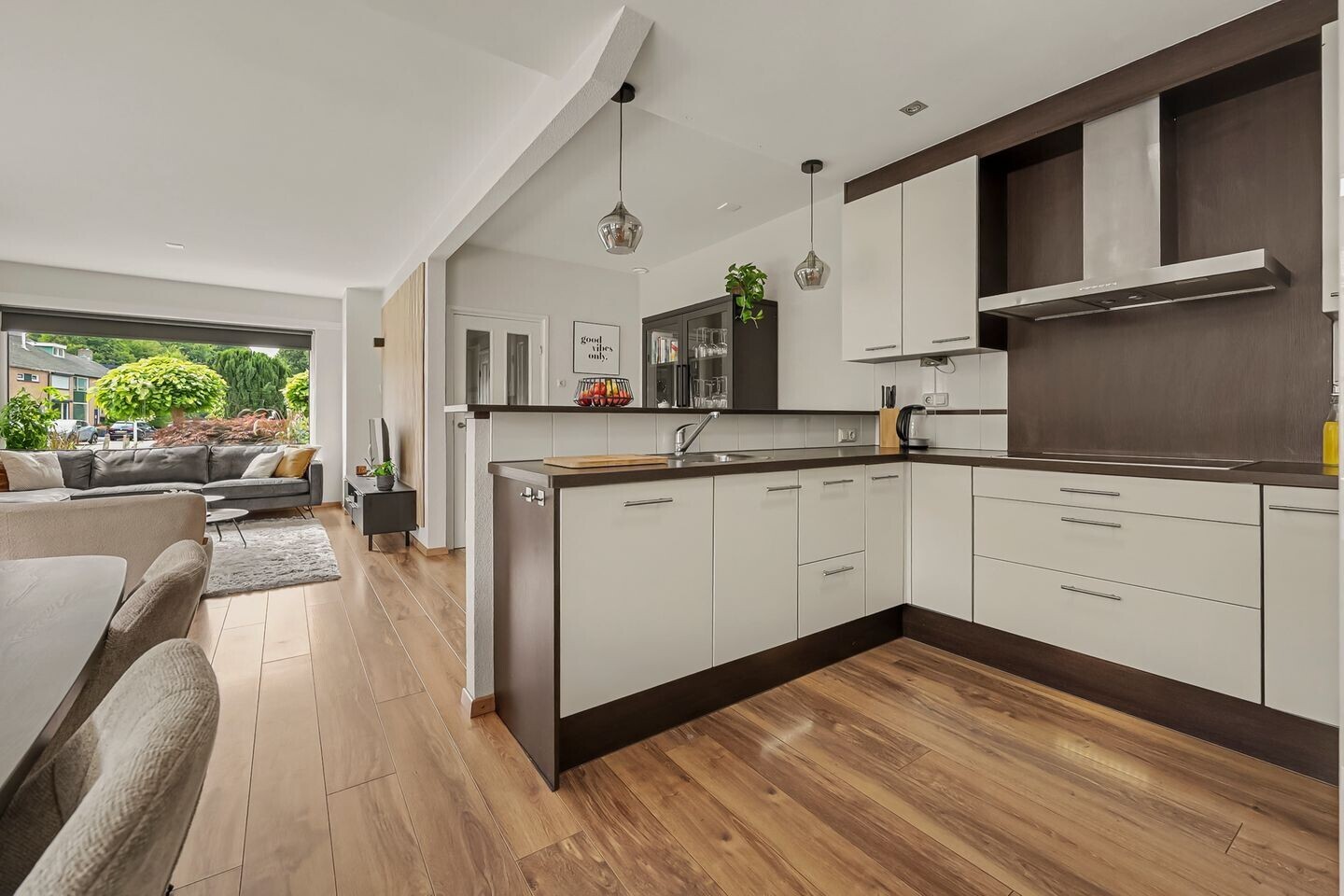 Hoekwoning te koop: Toekomststraat 207, Enschede