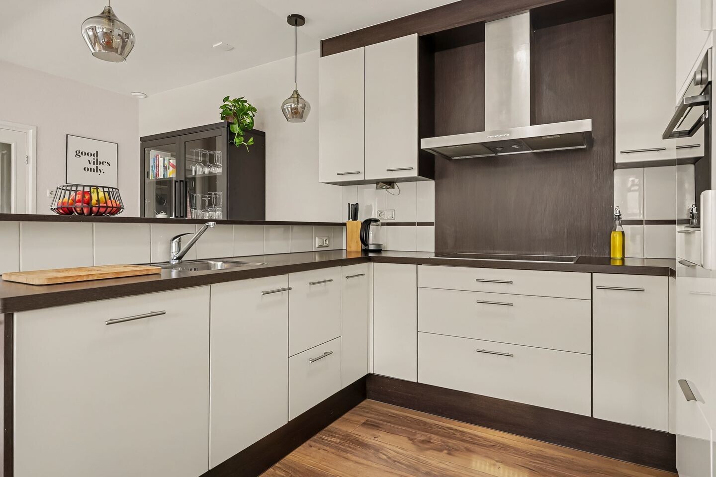 Hoekwoning te koop: Toekomststraat 207, Enschede