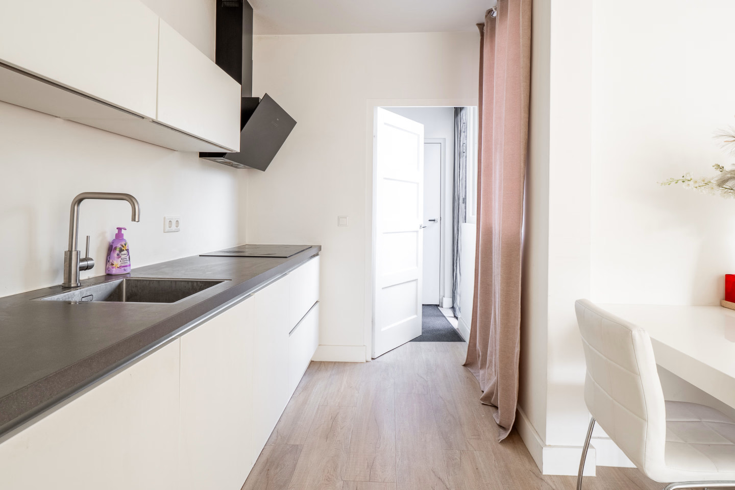 Twee-onder-één-kap te koop: Noordhoek Hegtstraat 46, Enschede