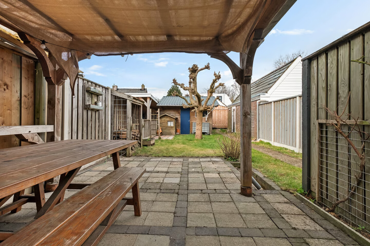 Hoekwoning te koop: Noordhoek Hegtstraat 66, Enschede