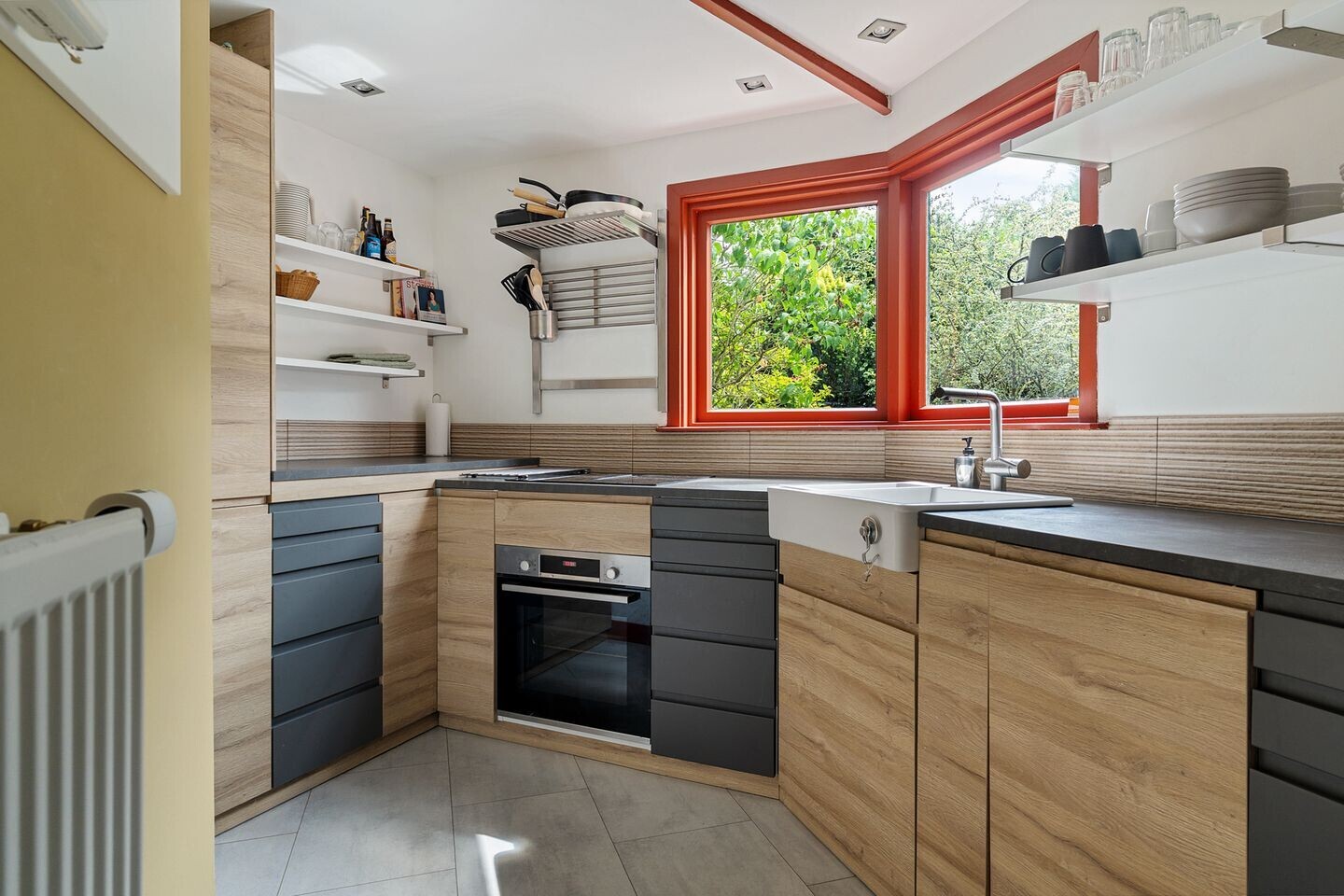 Tussenwoning te koop: Jupiterstraat 124, Enschede