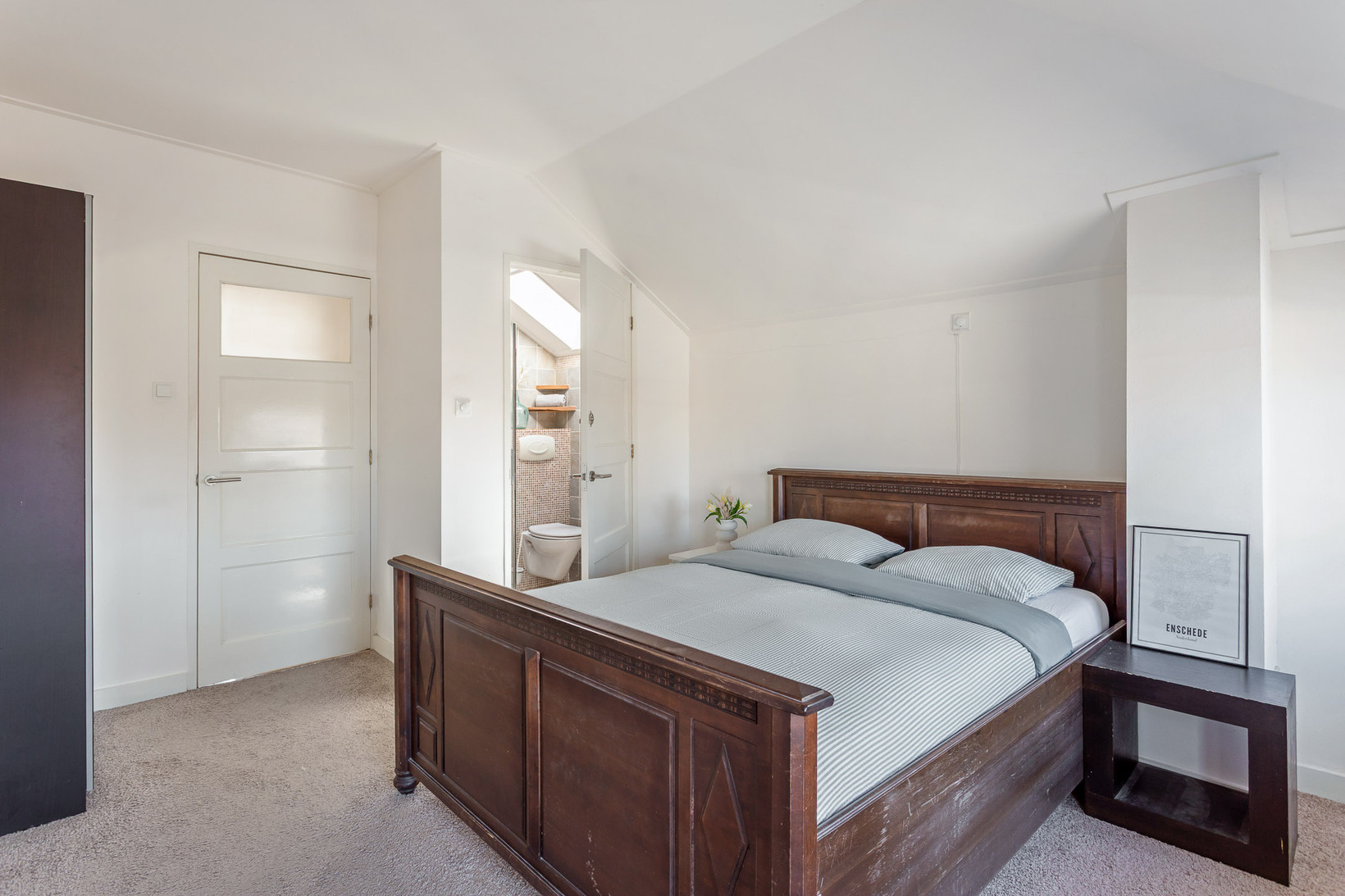 Hoekwoning te koop: Johan Wijnoltsstraat 148, Enschede