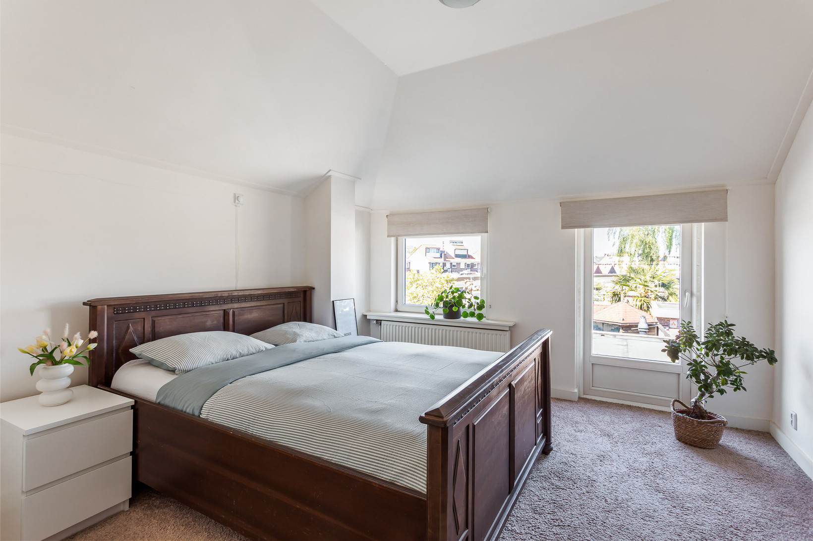 Hoekwoning te koop: Johan Wijnoltsstraat 148, Enschede