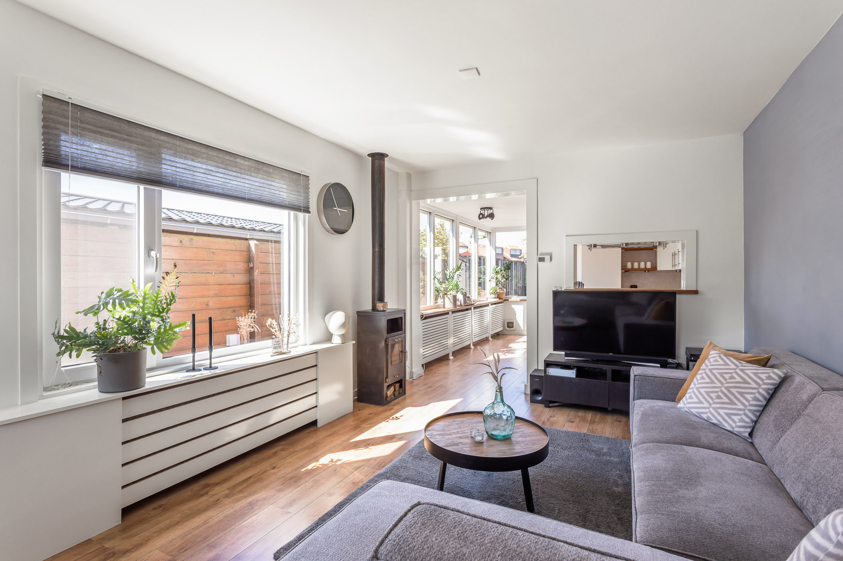 Hoekwoning te koop: Johan Wijnoltsstraat 148, Enschede