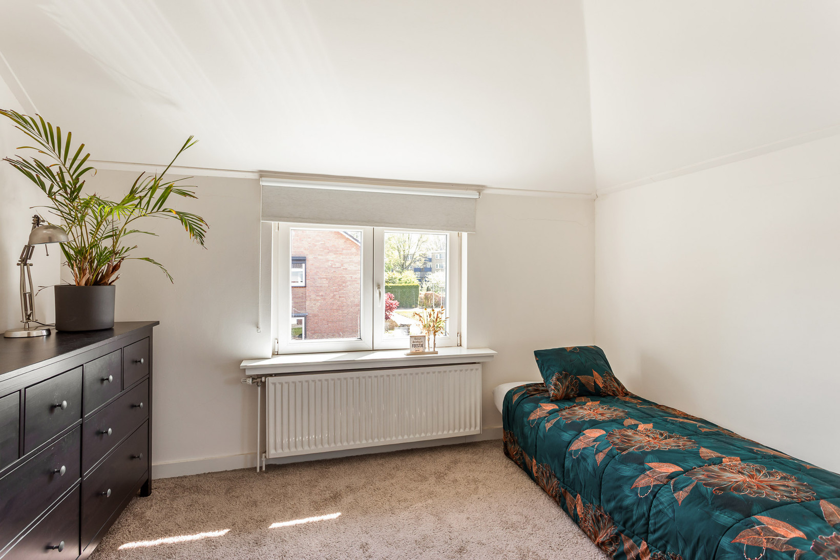 Hoekwoning te koop: Johan Wijnoltsstraat 148, Enschede
