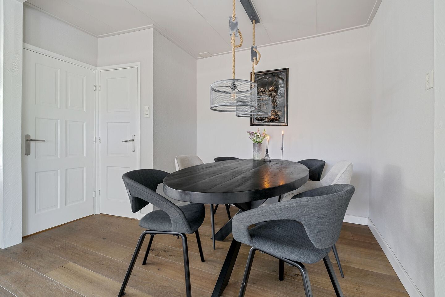 Hoekwoning te koop: Otto van Taverenstraat 2, Enschede