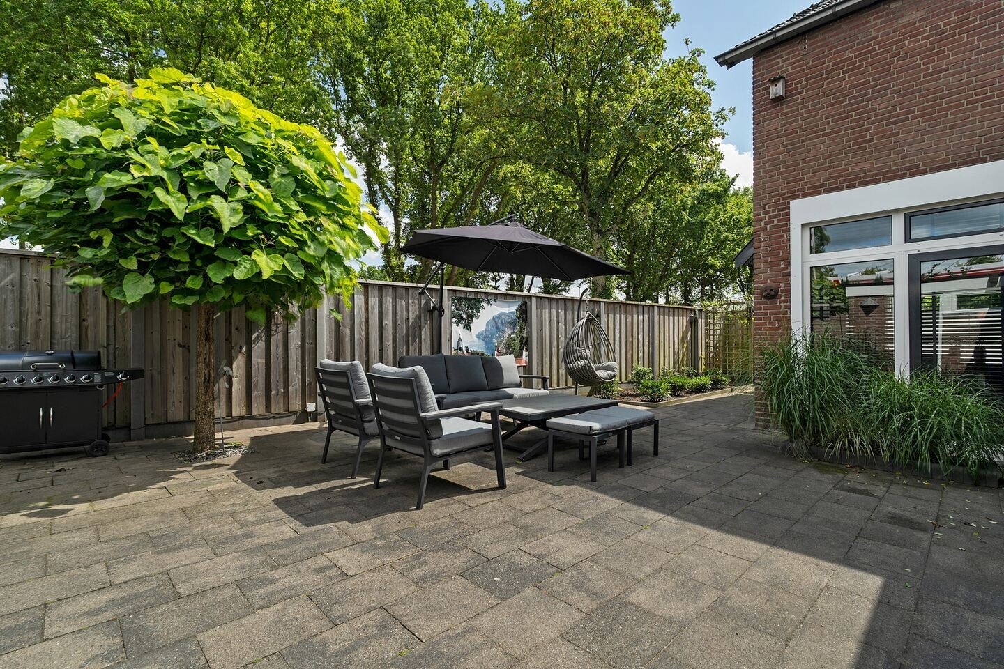 Hoekwoning te koop: Otto van Taverenstraat 2, Enschede