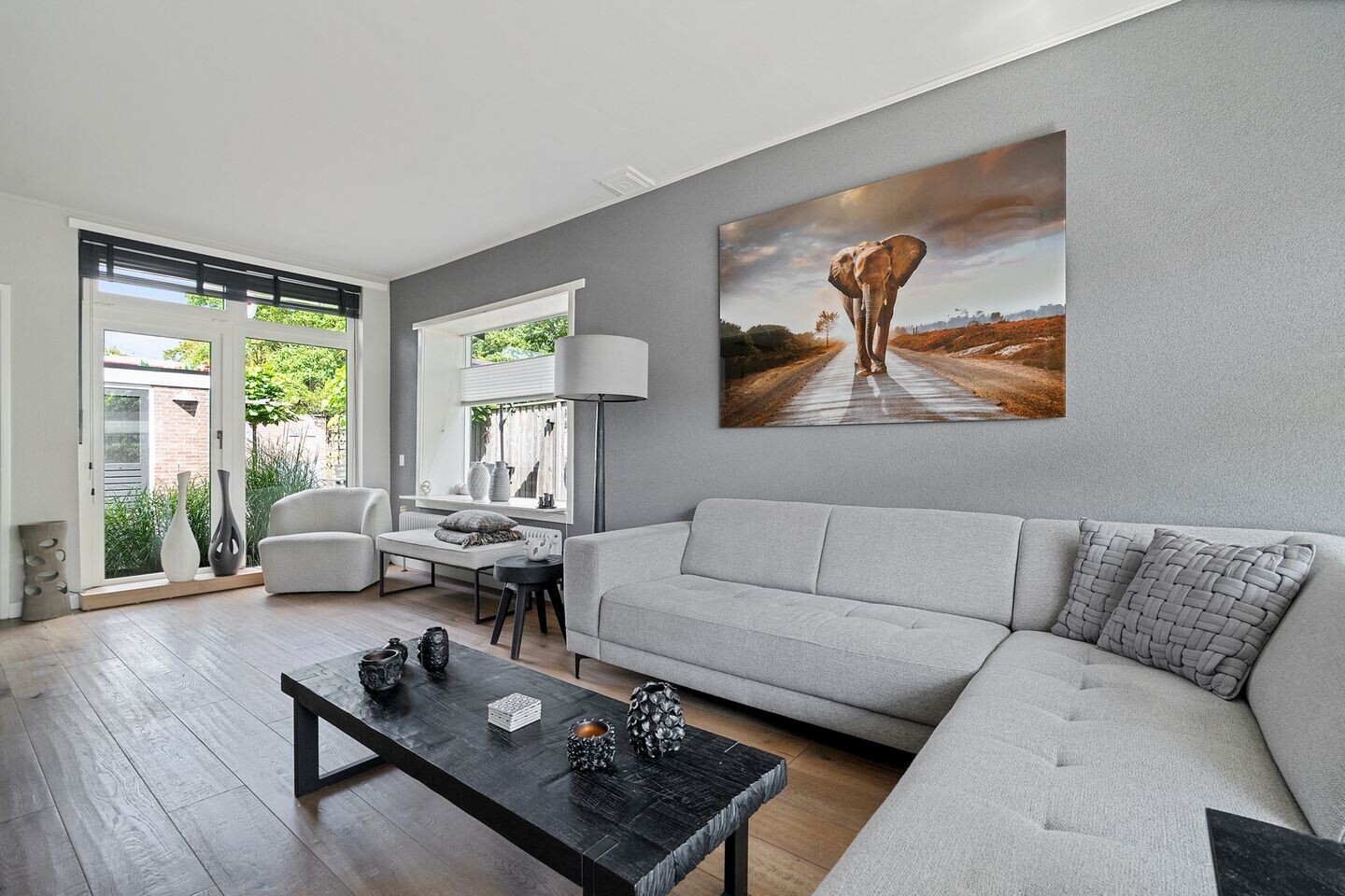 Hoekwoning te koop: Otto van Taverenstraat 2, Enschede