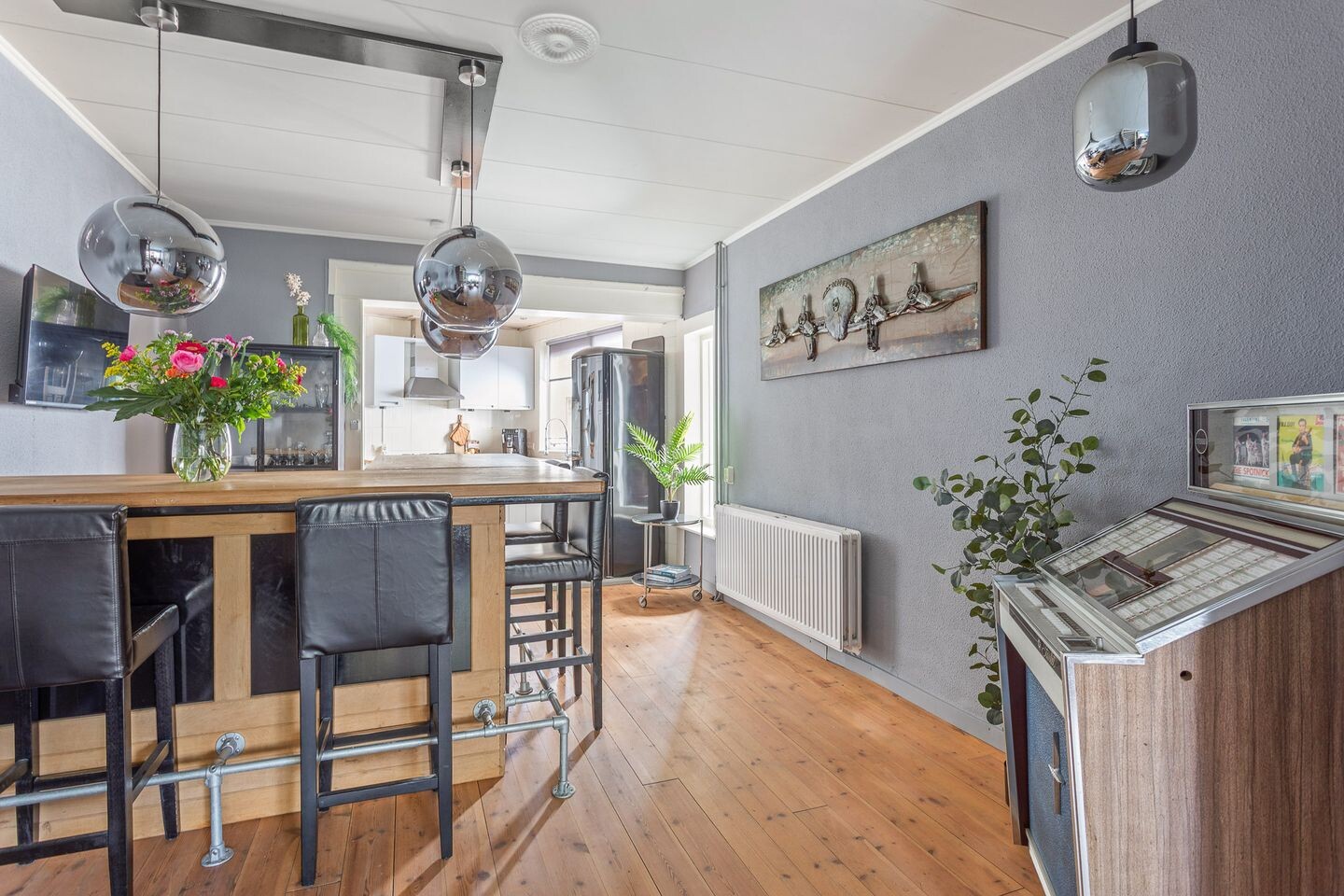 Hoekwoning te koop: Johan van Reesstraat 37, Enschede