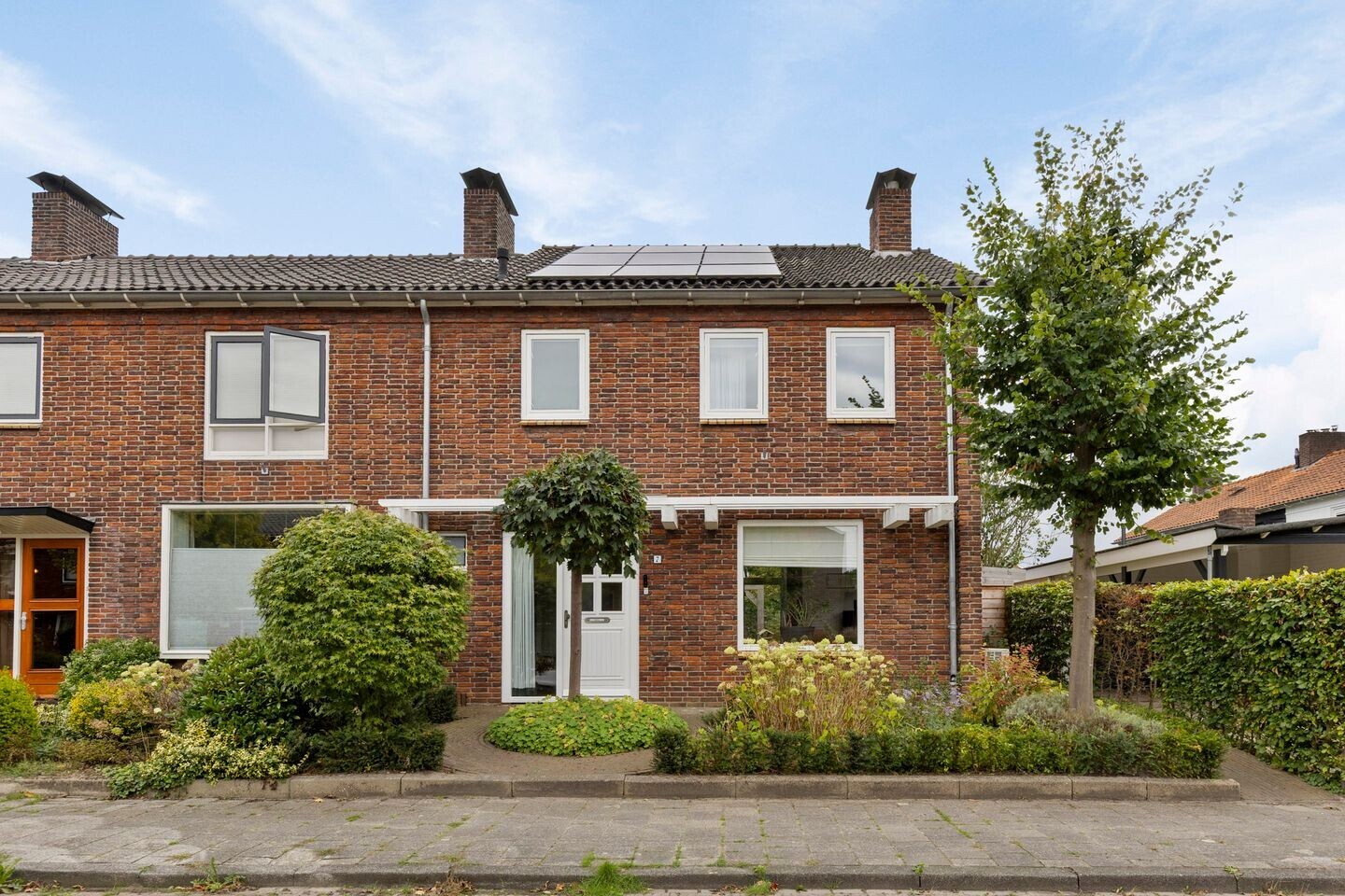 Hoekwoning te koop: Van Hogendorpstraat 7, Enschede