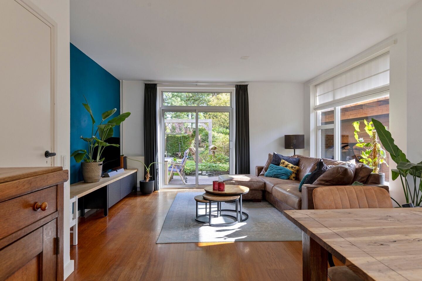 Hoekwoning te koop: Van Hogendorpstraat 7, Enschede