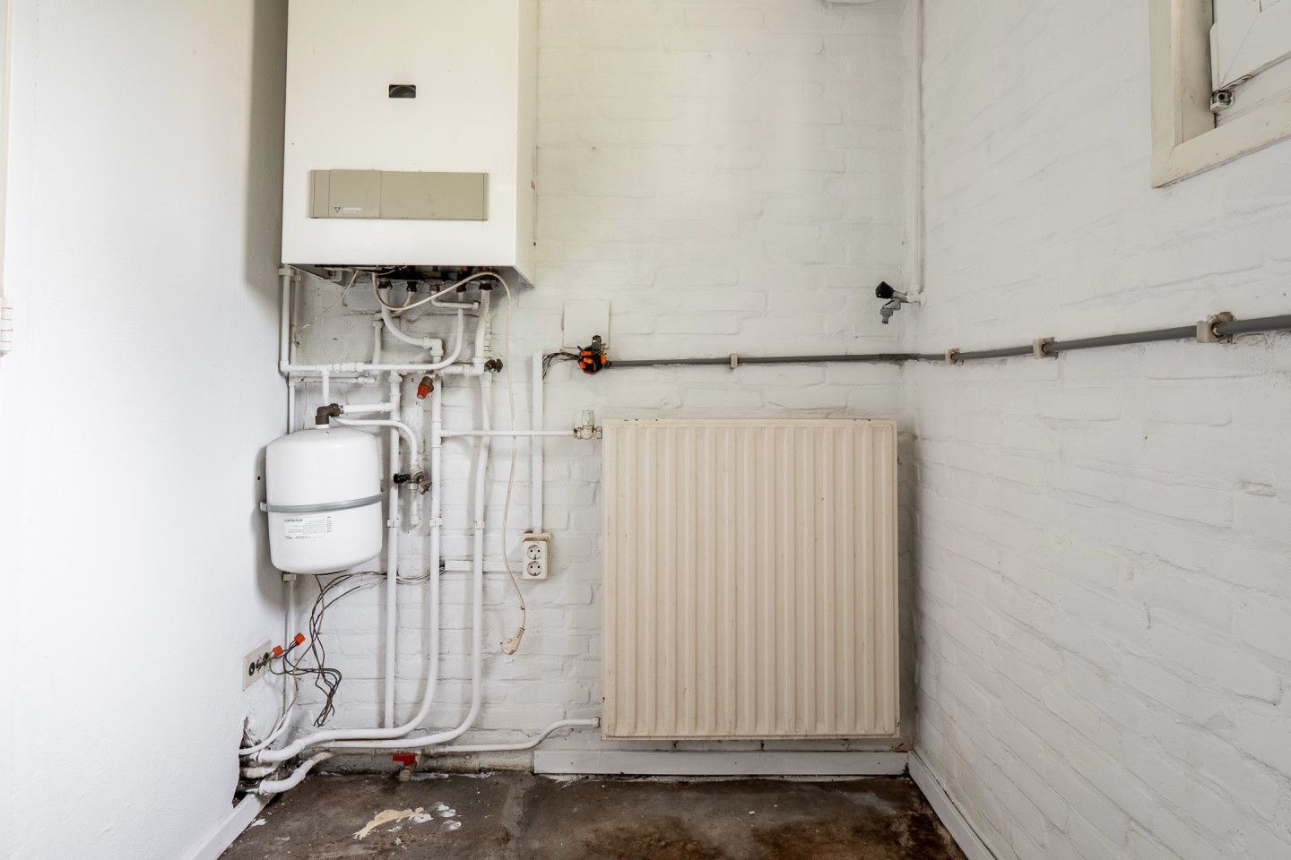 Hoekwoning te koop: Dr. Nolensstraat 14, Enschede