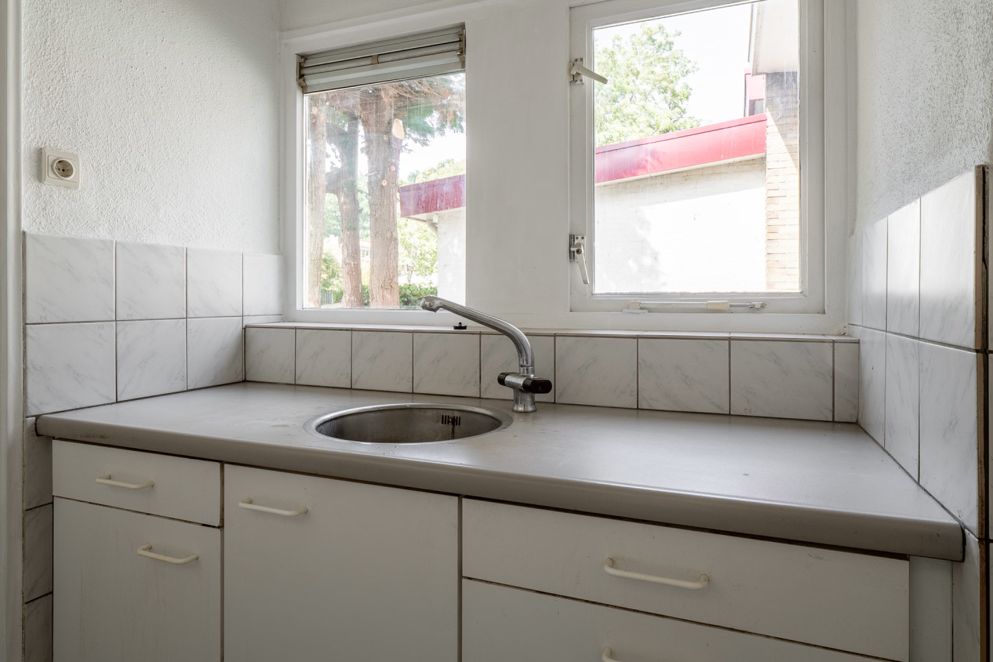 Hoekwoning te koop: Dr. Nolensstraat 14, Enschede
