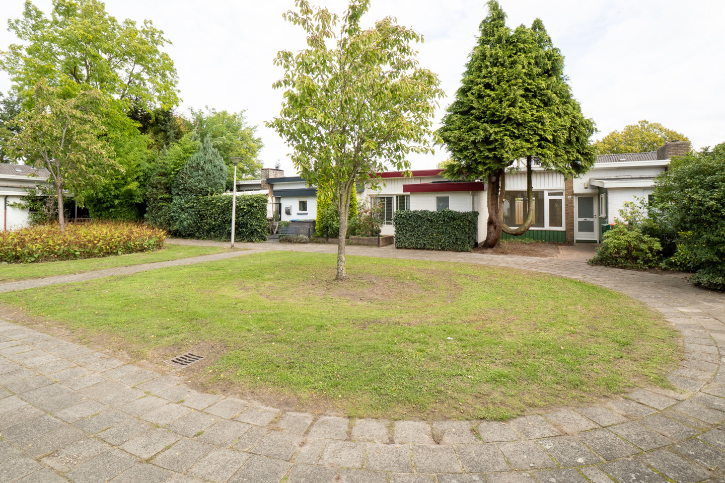 Hoekwoning te koop: Dr. Nolensstraat 14, Enschede