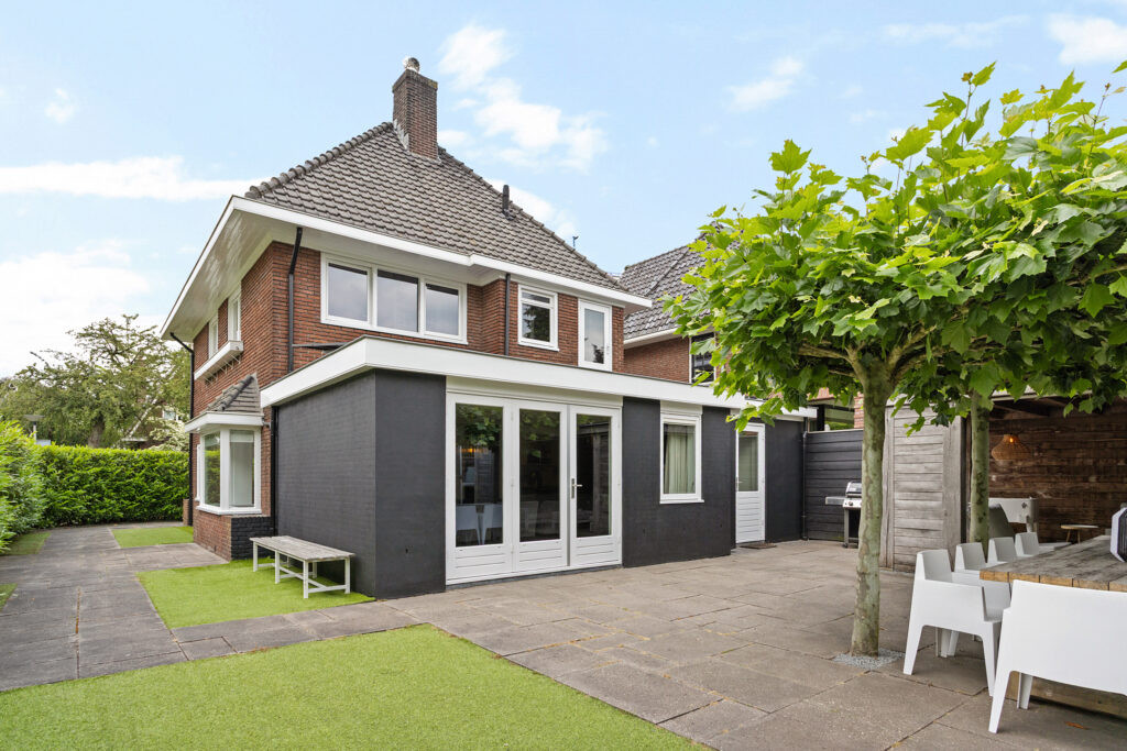 Vrijstaande woning te koop: Minister Goeman Borgesiusstraat 25, Enschede