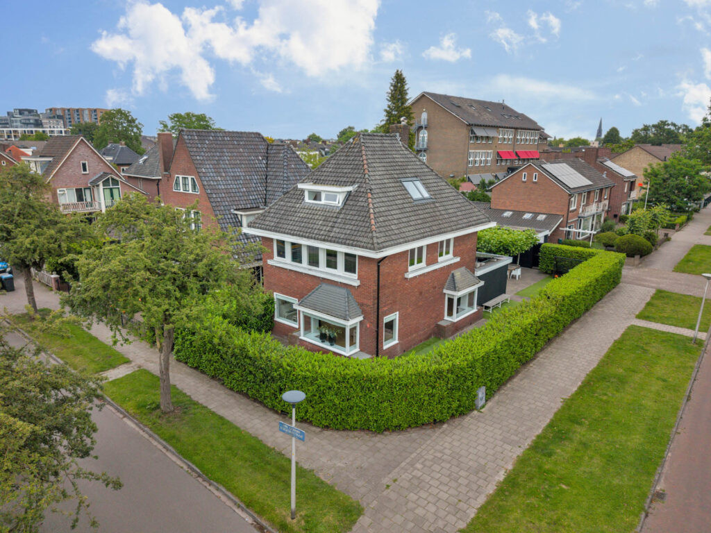 Vrijstaande woning te koop: Minister Goeman Borgesiusstraat 25, Enschede