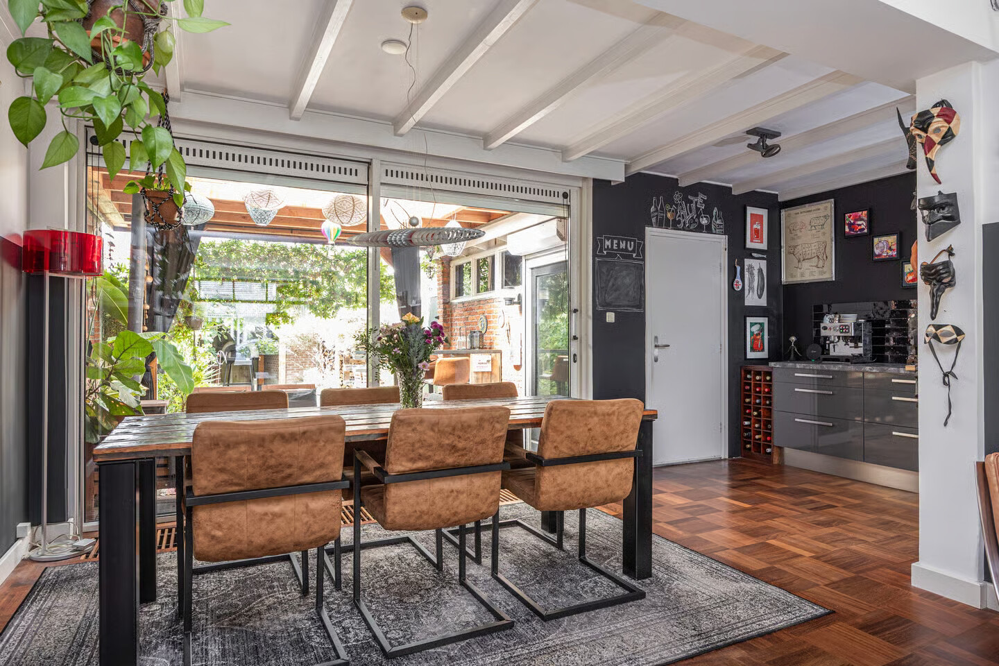 Tussenwoning te koop: deurningerstraat 307, Enschede