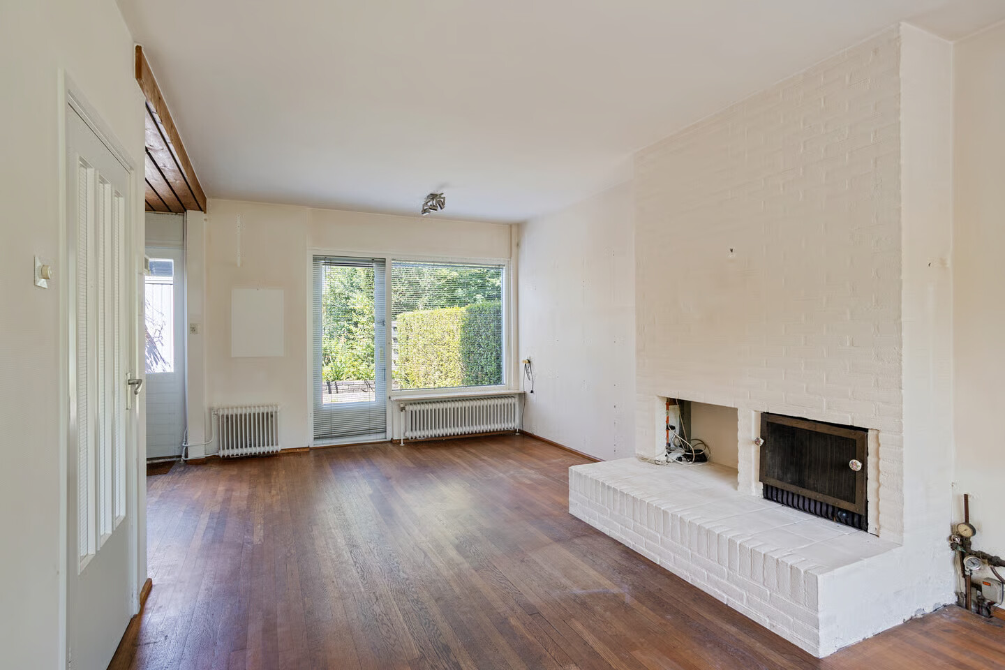 Tussenwoning te koop: De Achterhorst 24, Enschede