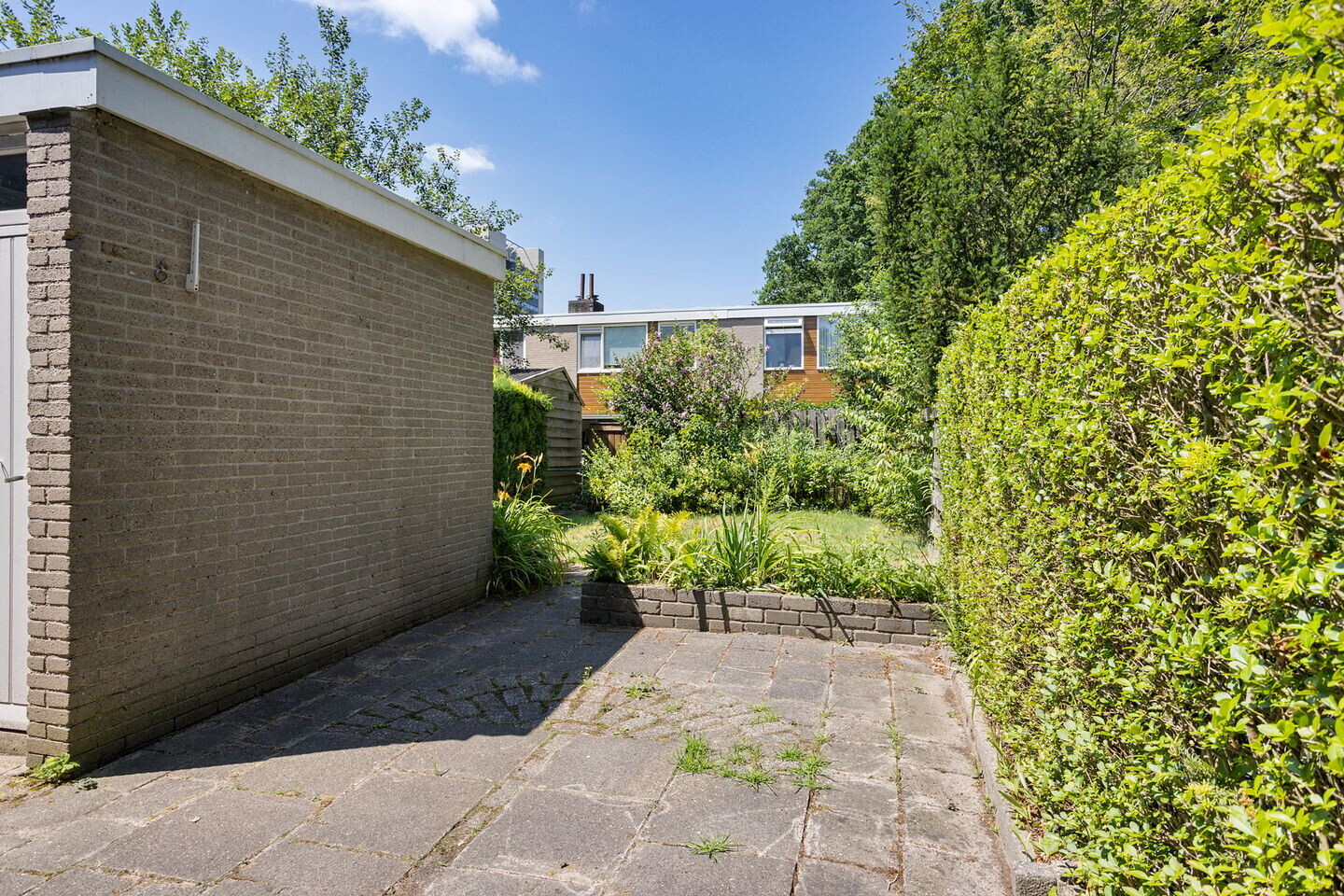 Tussenwoning te koop: De Achterhorst 24, Enschede