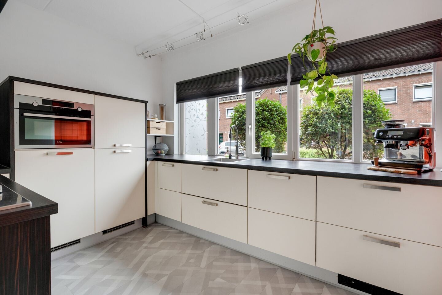 Hoekwoning te koop: Schurinksweg 17, Enschede