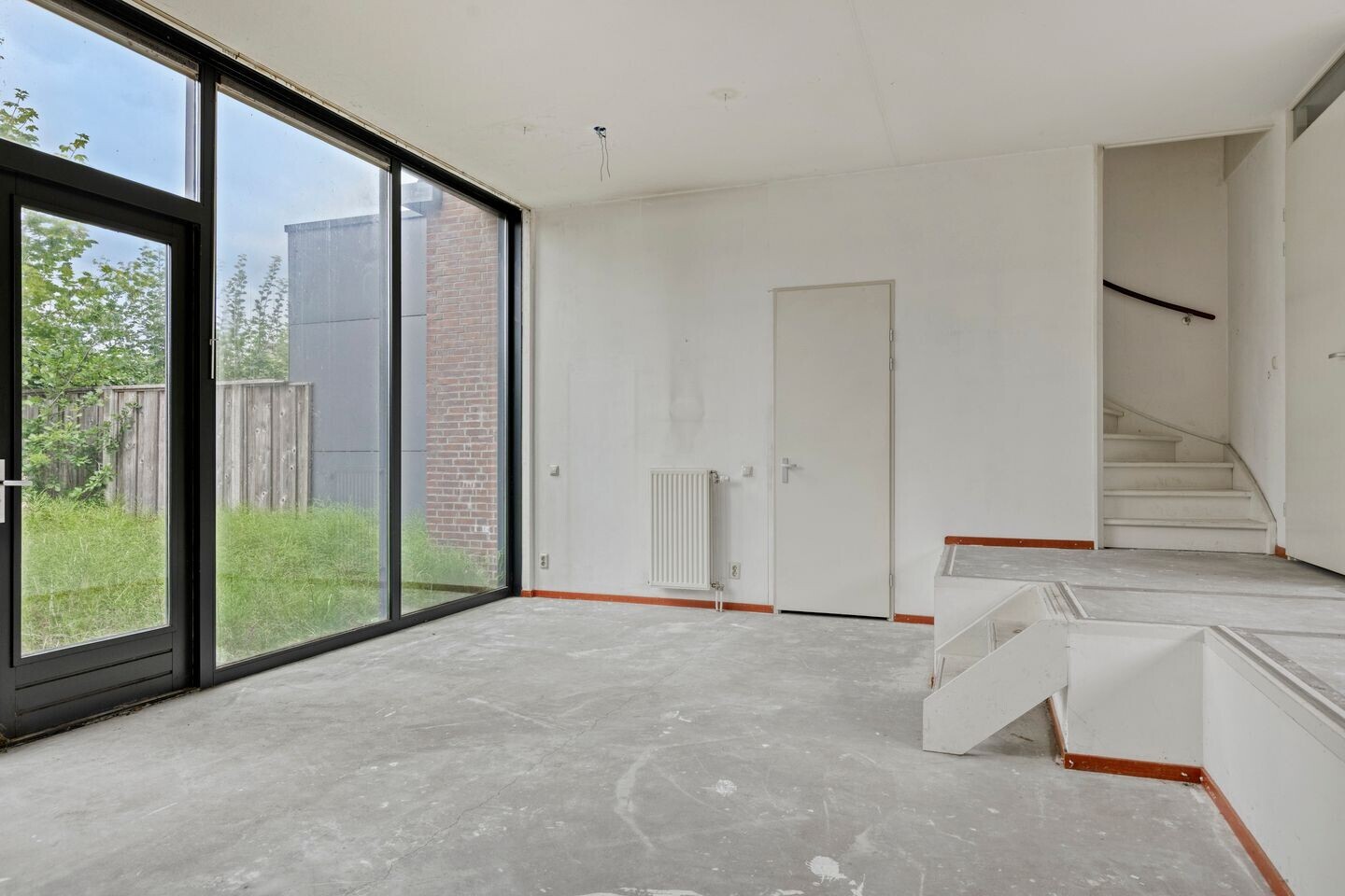 Twee-onder-één-kap te koop: Roomweg 181, Enschede