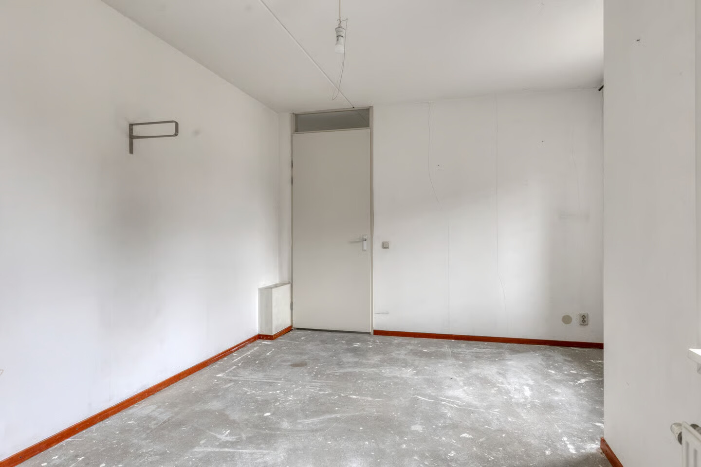 Twee-onder-één-kap te koop: Roomweg 181, Enschede