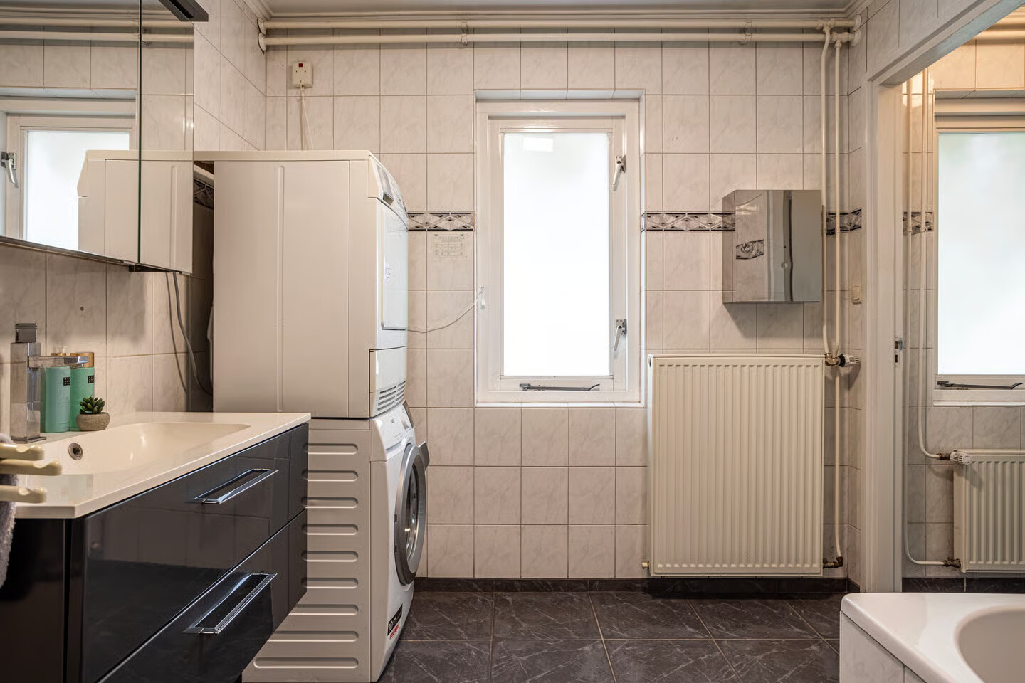 Twee-onder-één-kap te koop: Voortsweg 30, Enschede