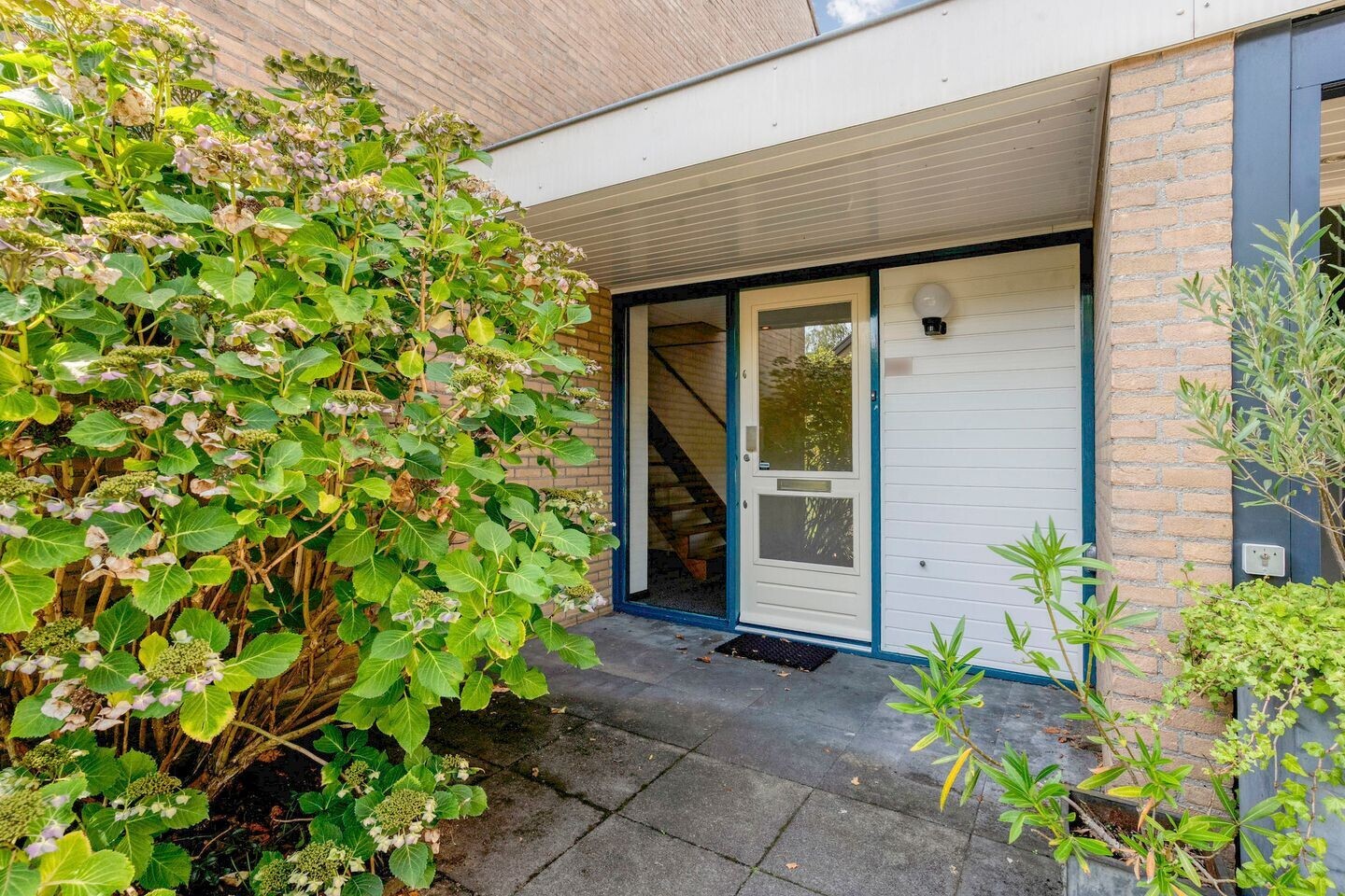 Tussenwoning te koop: S.N. Menkostraat 19, Enschede