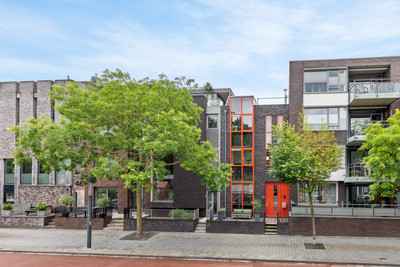 Lonnekerspoorlaan 40