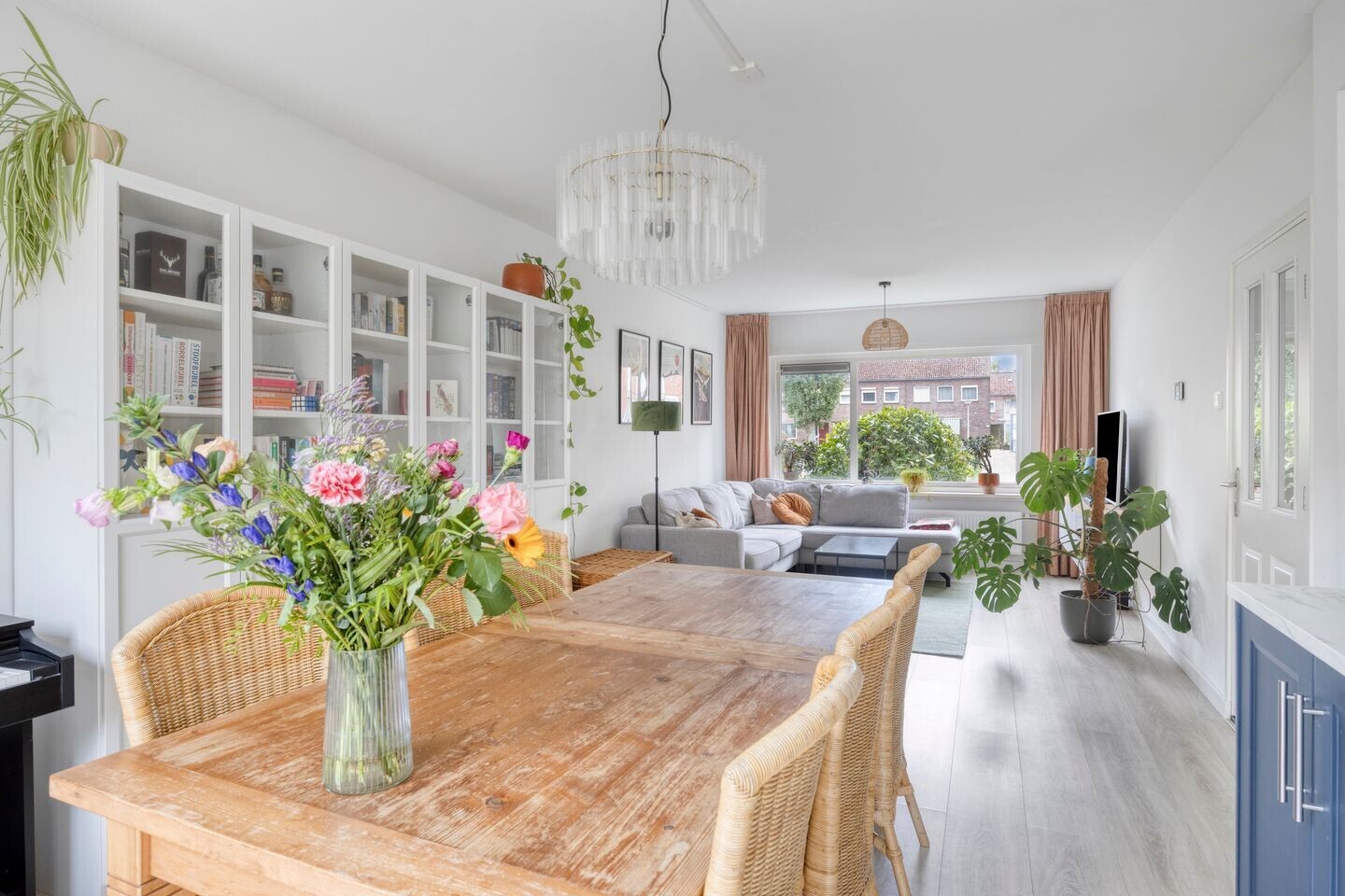 Tussenwoning te koop: Roerstraat 33, Enschede