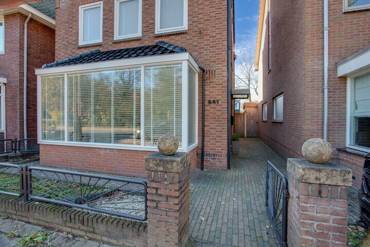 Vrijstaande woning te koop: Oldenzaalsestraat 641, Enschede