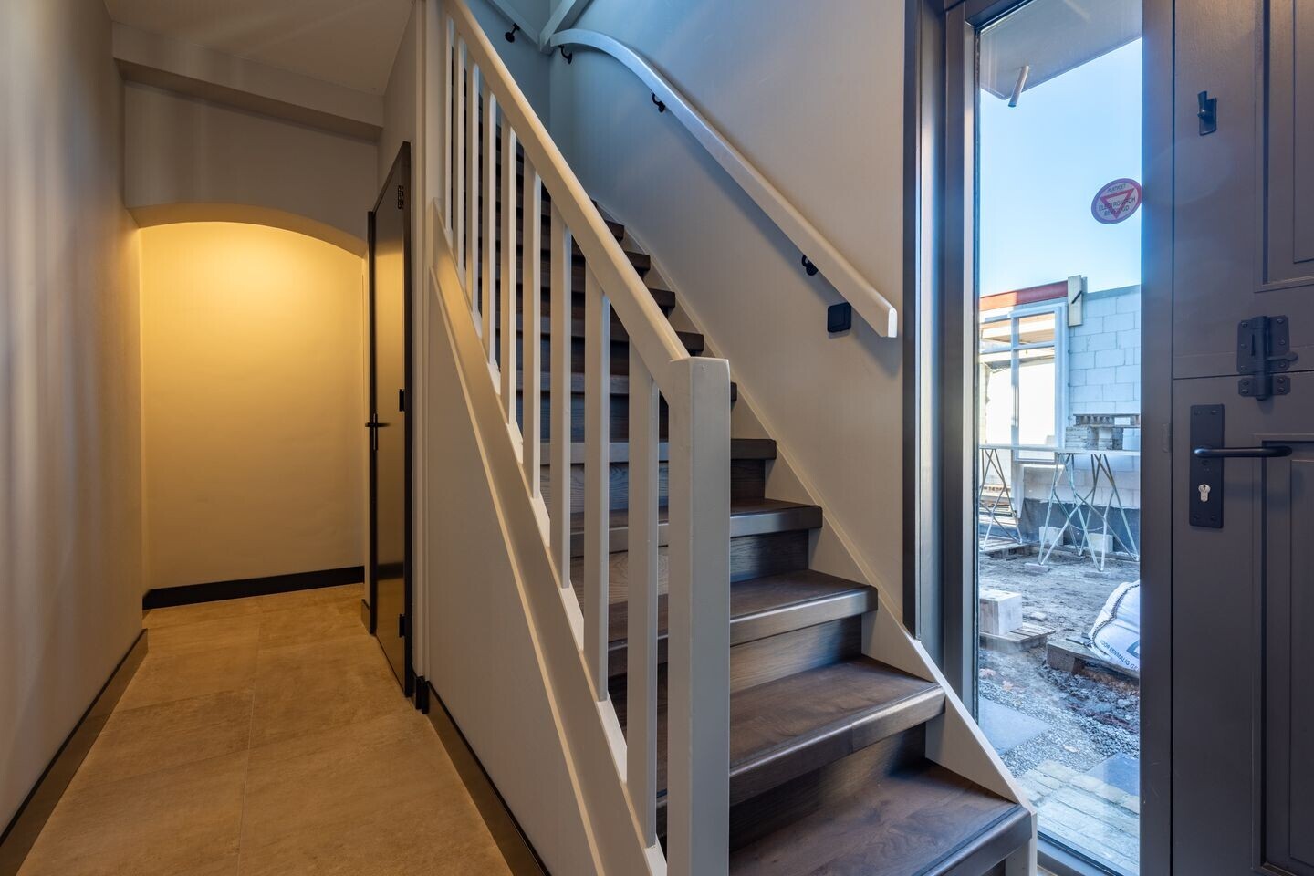 Twee-onder-één-kap te koop: Oldenzaalsestraat 677, Enschede