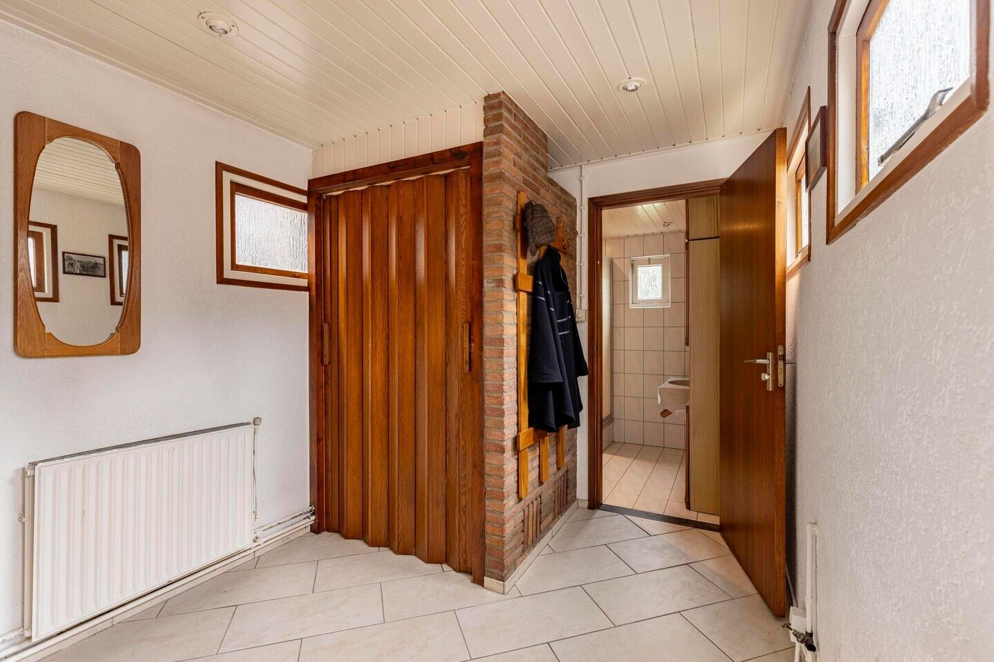 Hoekwoning te koop: Dorpsstraat 135A, Enschede