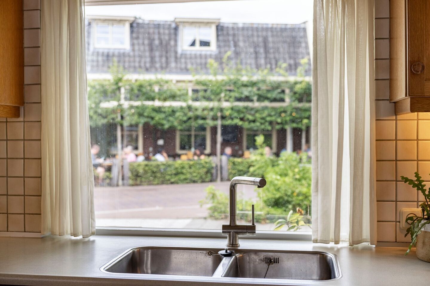 Hoekwoning te koop: Dorpsstraat 135A, Enschede