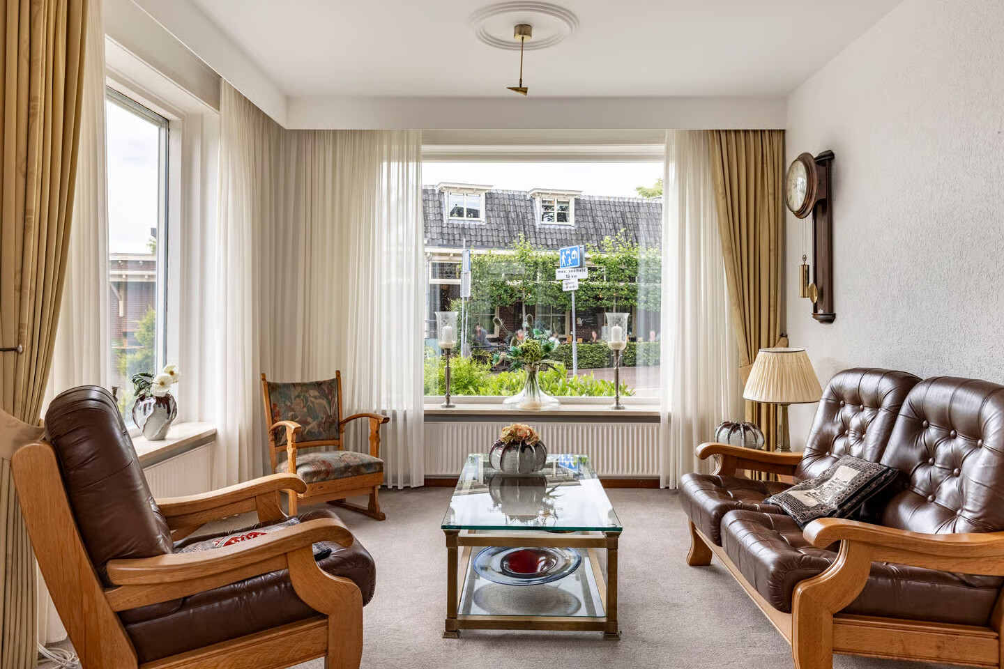 Hoekwoning te koop: Dorpsstraat 135A, Enschede