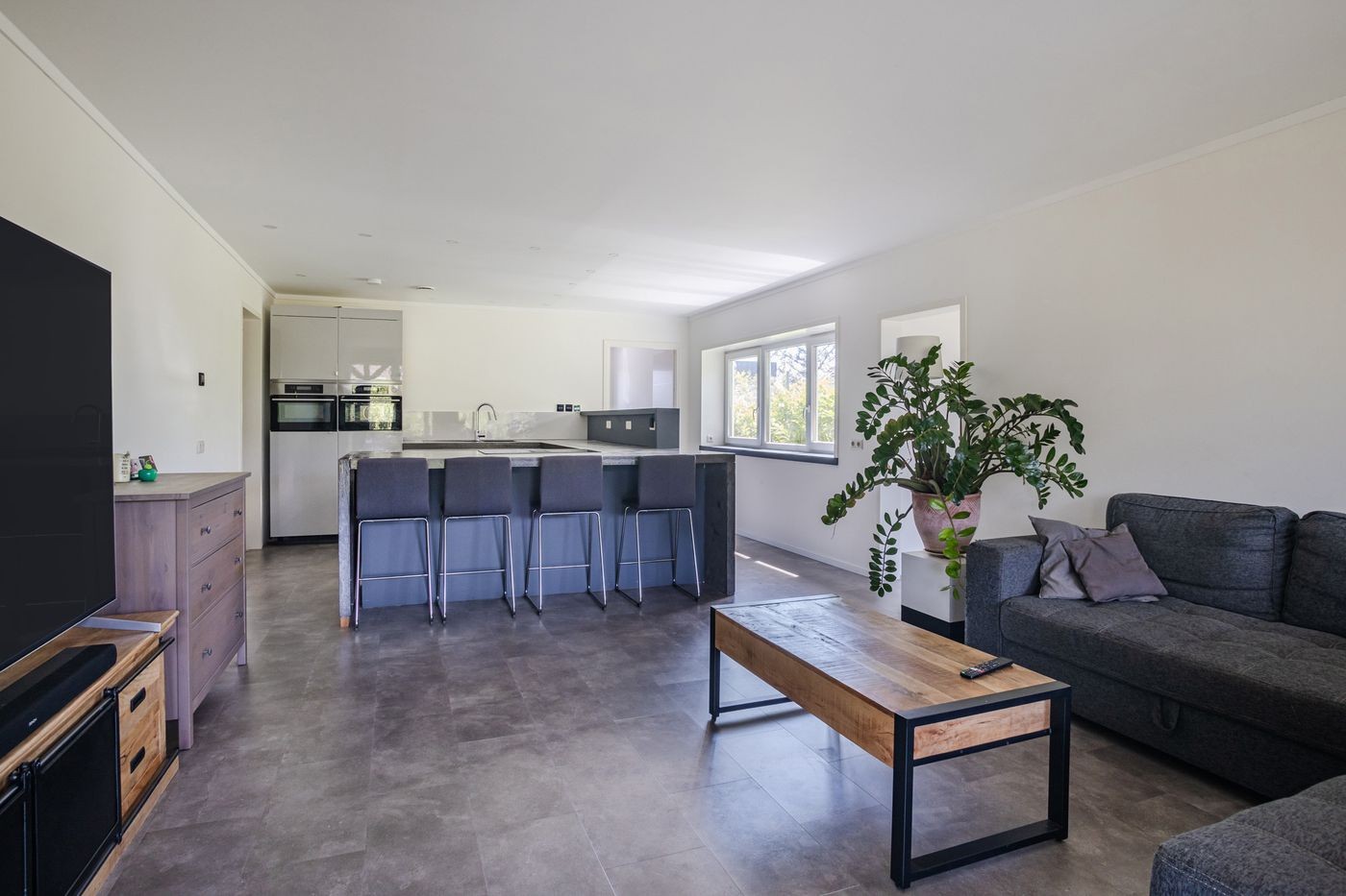 Vrijstaande woning te koop: Fokkerweg 42, Enschede