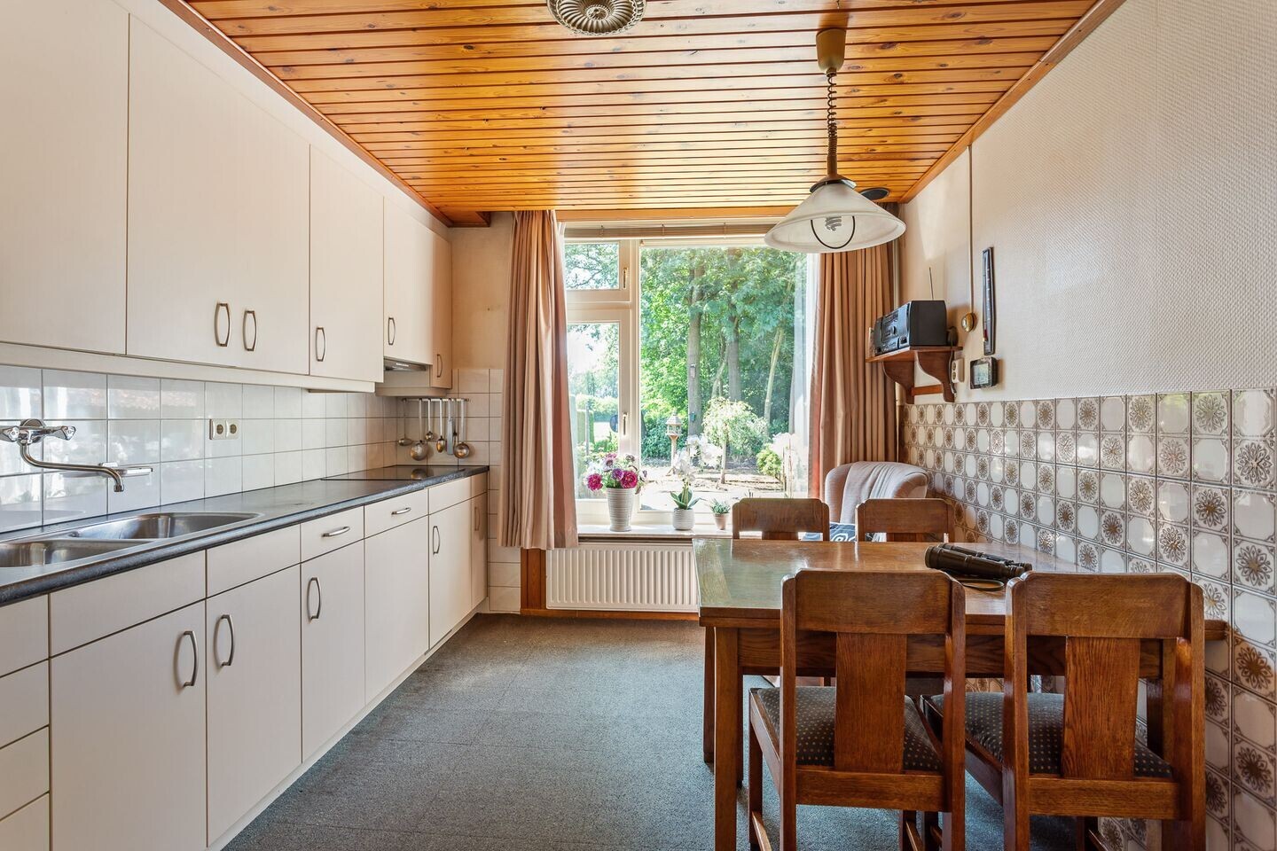 Twee-onder-één-kap te koop: Oldenzaalsestraat 1155, Enschede