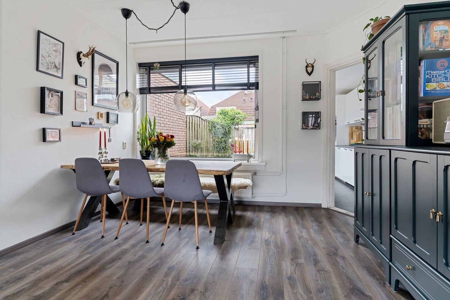 Tussenwoning te koop: Schreursweg 36, Enschede