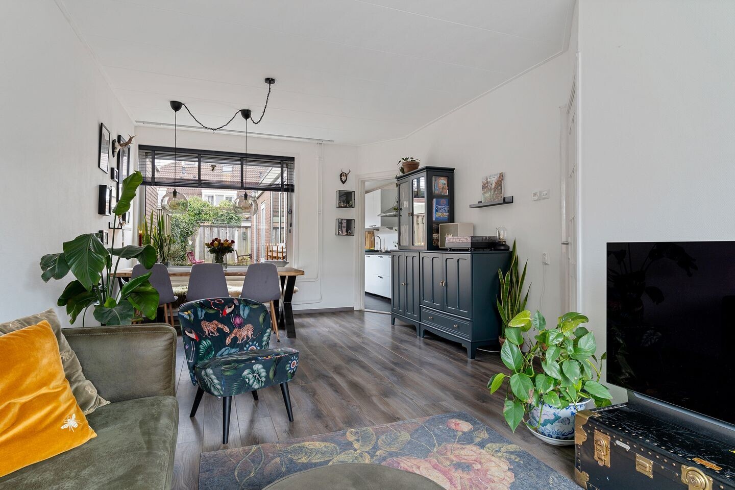Tussenwoning te koop: Schreursweg 36, Enschede