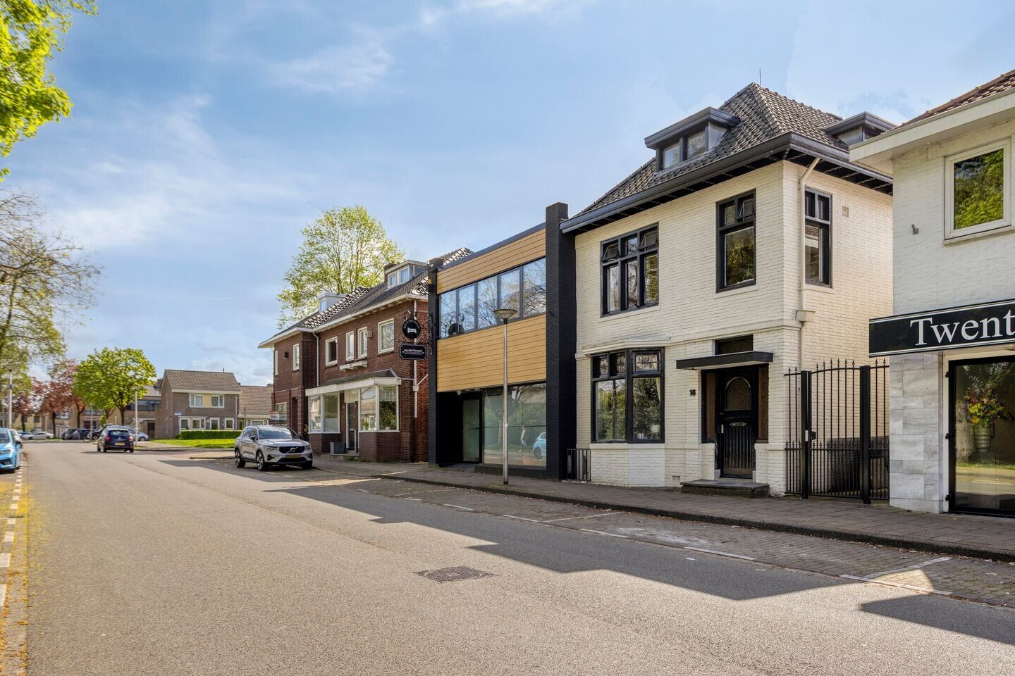 Twee-onder-één-kap te koop: Faberstraat 16, Enschede