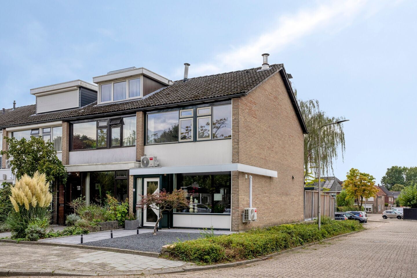 Hoekwoning te koop: anemoonstraat 85, Enschede